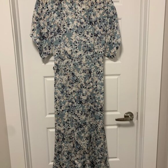 Lovestitch Wrap Dress - Picture 2 of 11